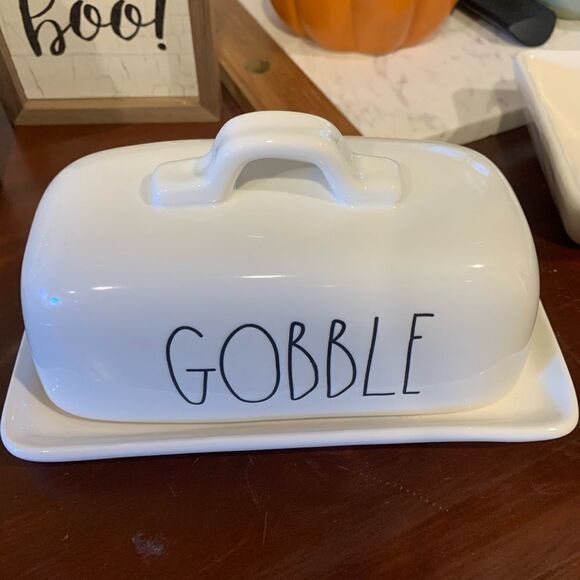 New Rae Dunn gobble butter dish for thanksgiving - Picture 1 of 3